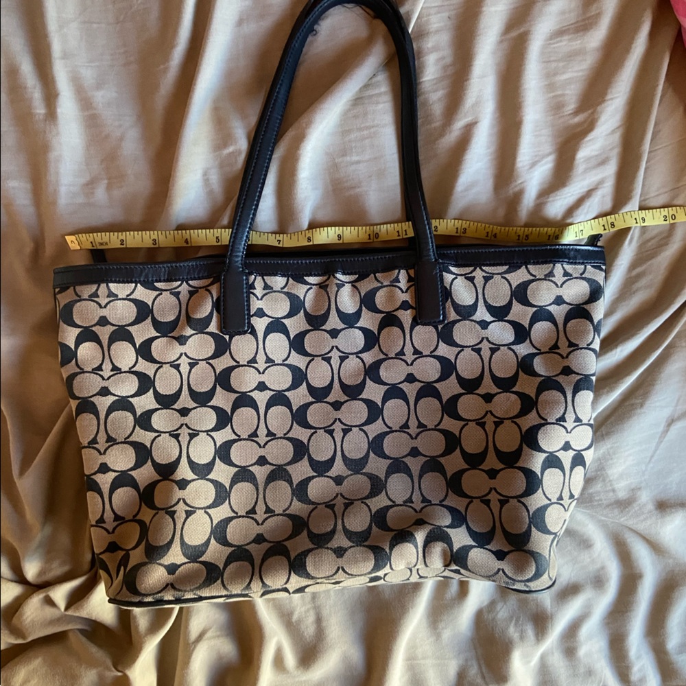 Coach Legacy Weekend Signature Large Zip Tote Shopper Bag 23107